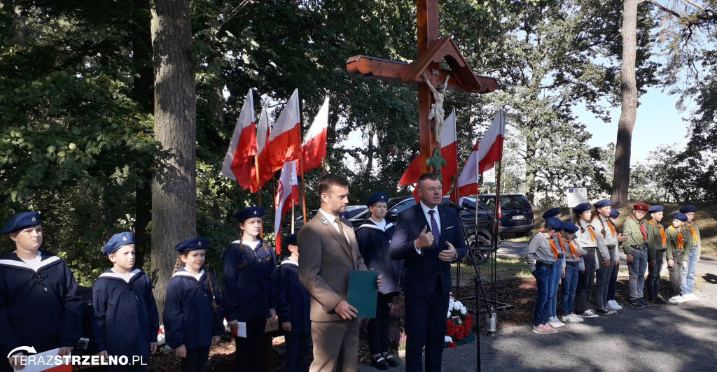 Uroczystości w Ciencisku, poświęcenie Krzyża Harcerskiego