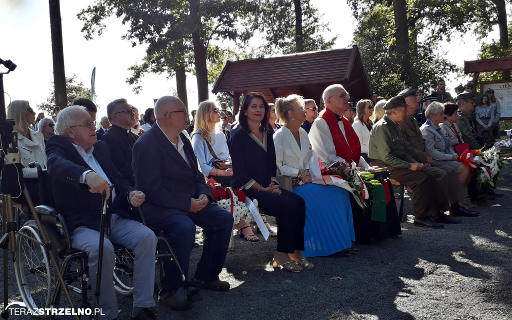 Uroczystości w Ciencisku, poświęcenie Krzyża Harcerskiego