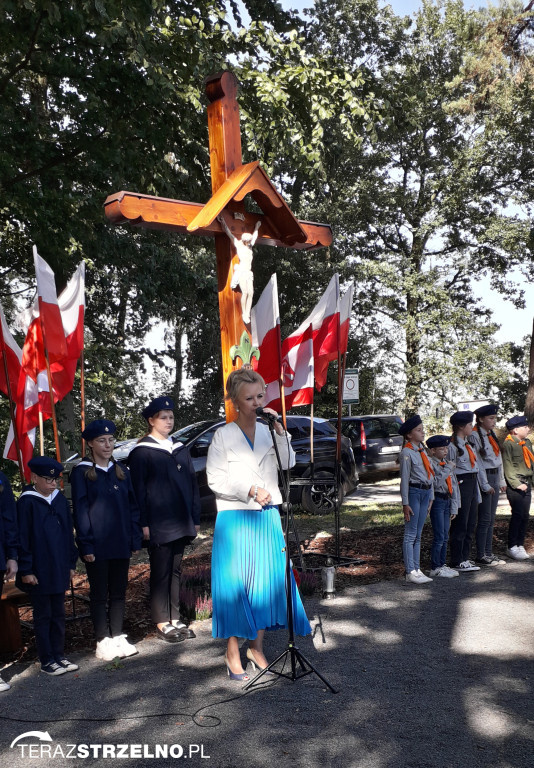 Uroczystości w Ciencisku, poświęcenie Krzyża Harcerskiego