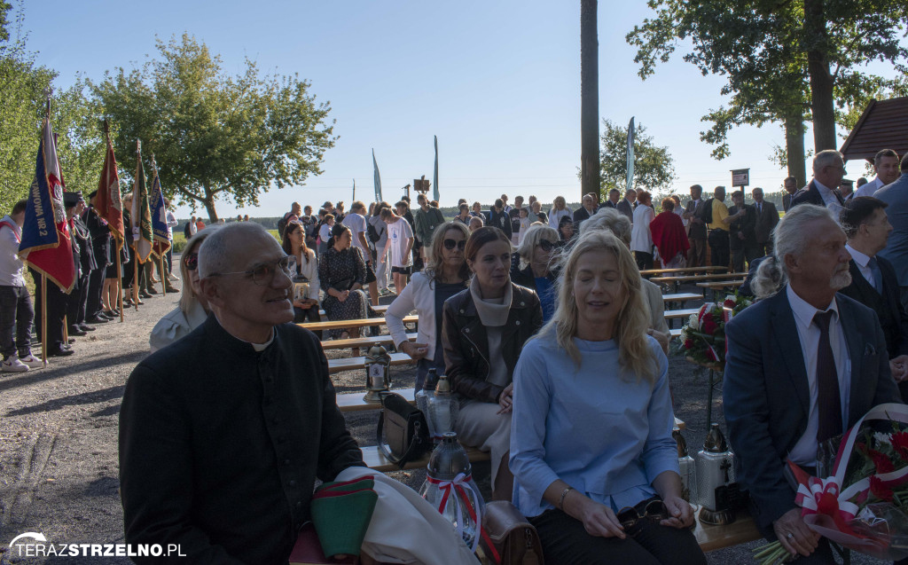 Uroczystości w Ciencisku, poświęcenie Krzyża Harcerskiego