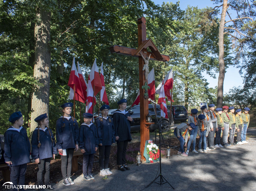 Uroczystości w Ciencisku, poświęcenie Krzyża Harcerskiego