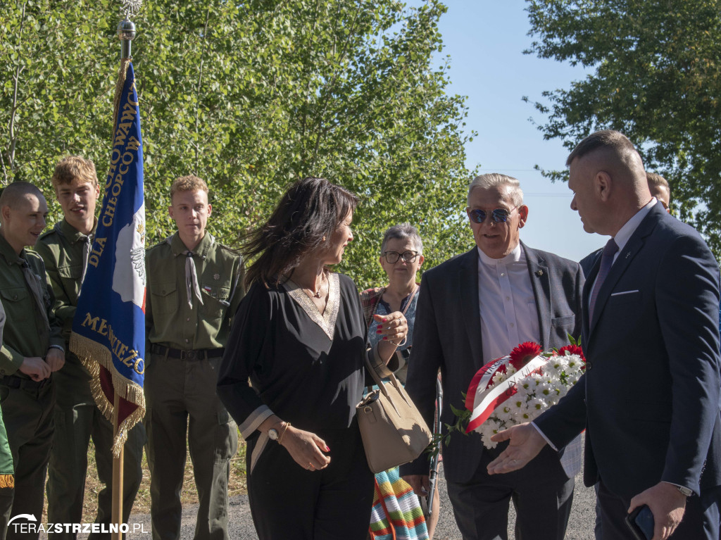 Uroczystości w Ciencisku, poświęcenie Krzyża Harcerskiego