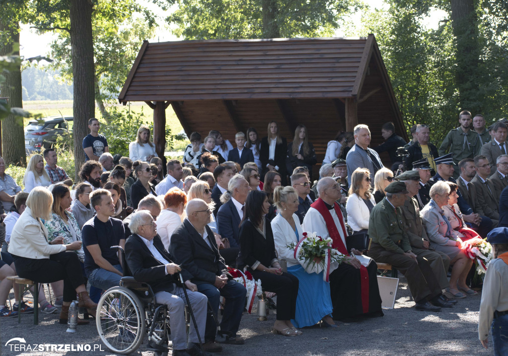 Uroczystości w Ciencisku, poświęcenie Krzyża Harcerskiego