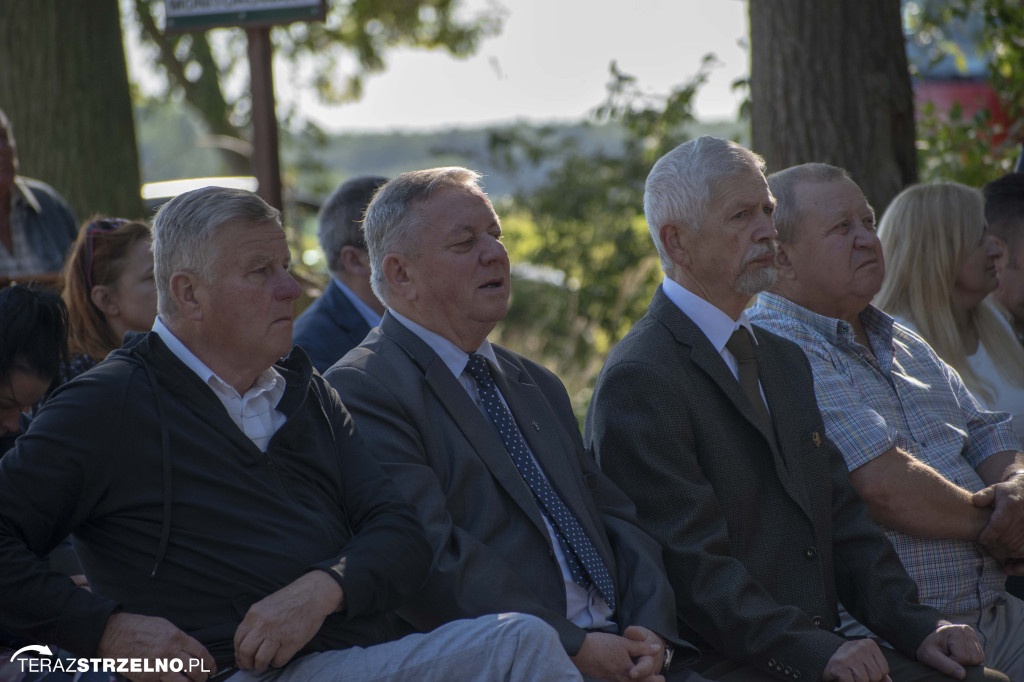 Uroczystości w Ciencisku, poświęcenie Krzyża Harcerskiego