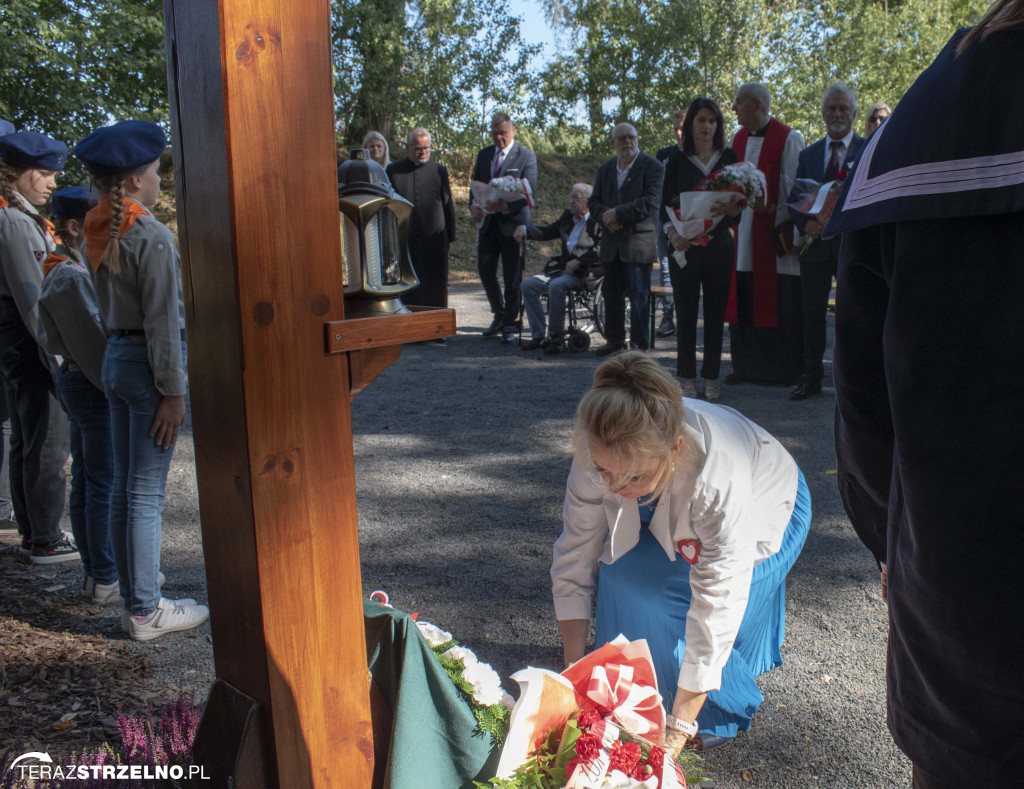 Uroczystości w Ciencisku, poświęcenie Krzyża Harcerskiego