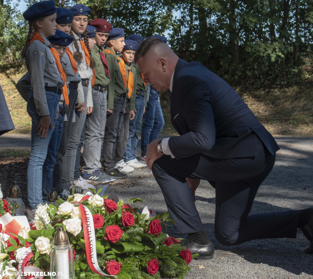 Uroczystości w Ciencisku, poświęcenie Krzyża Harcerskiego