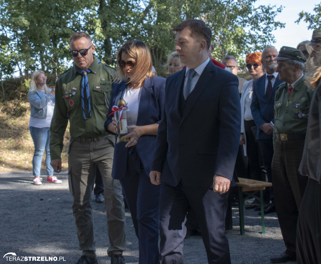 Uroczystości w Ciencisku, poświęcenie Krzyża Harcerskiego