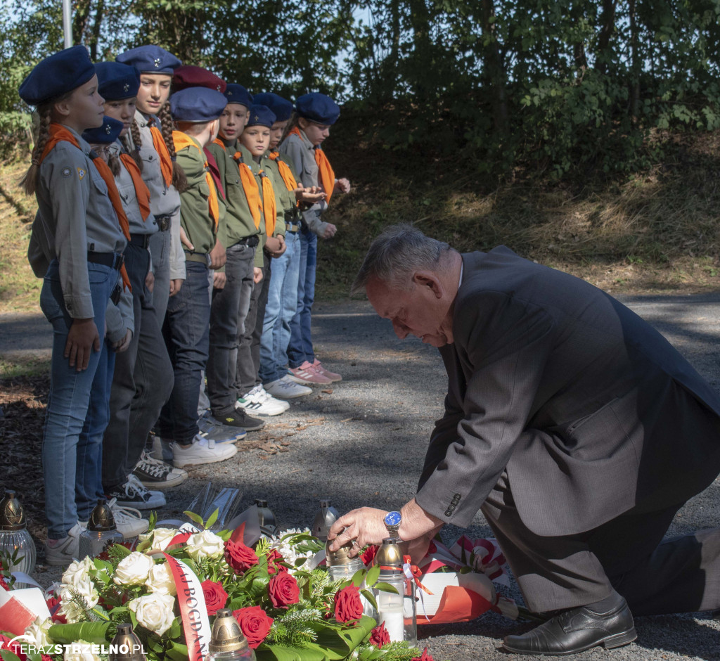 Uroczystości w Ciencisku, poświęcenie Krzyża Harcerskiego