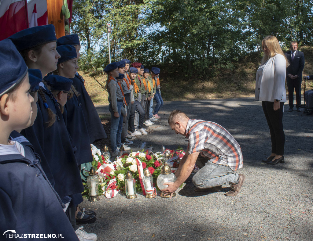 Uroczystości w Ciencisku, poświęcenie Krzyża Harcerskiego