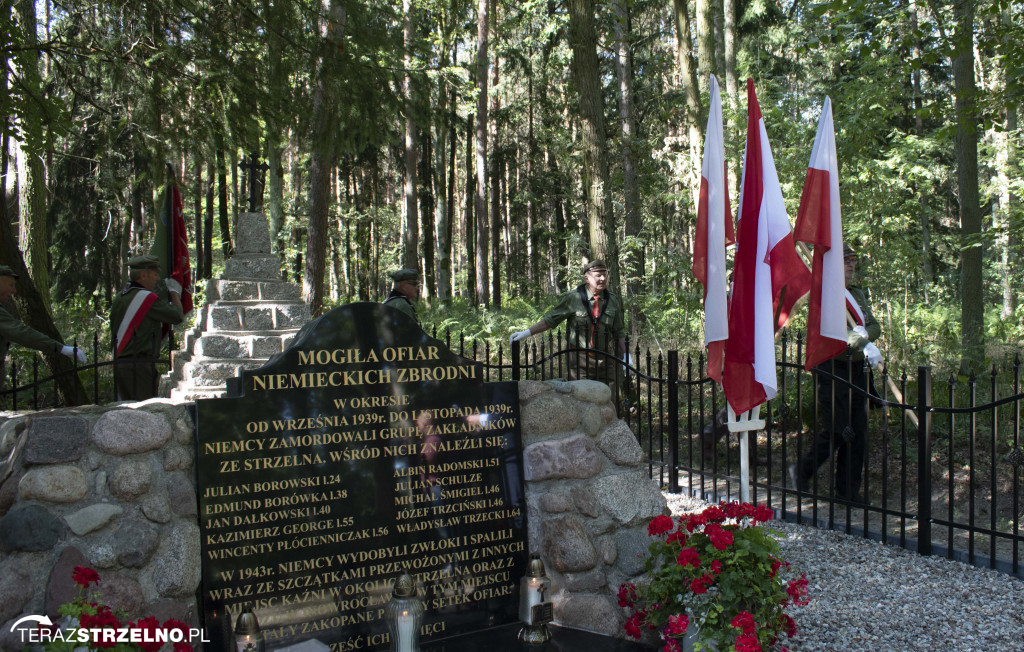 Uroczystości w Ciencisku, poświęcenie Krzyża Harcerskiego