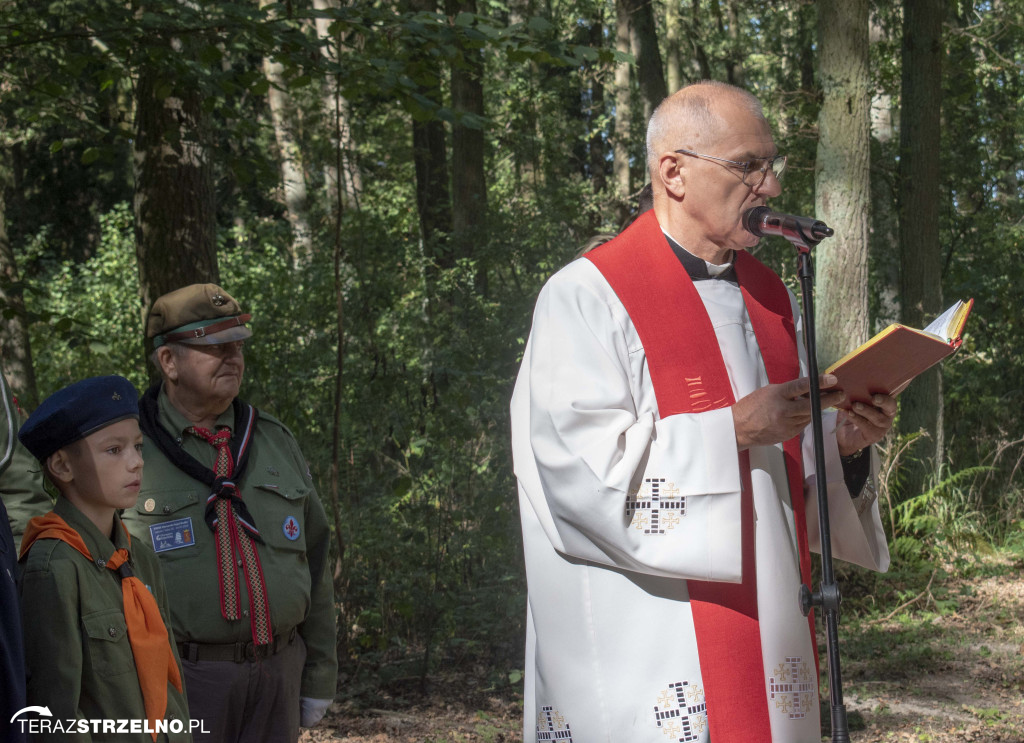 Uroczystości w Ciencisku, poświęcenie Krzyża Harcerskiego