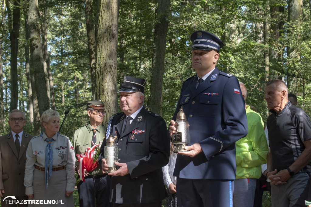 Uroczystości w Ciencisku, poświęcenie Krzyża Harcerskiego