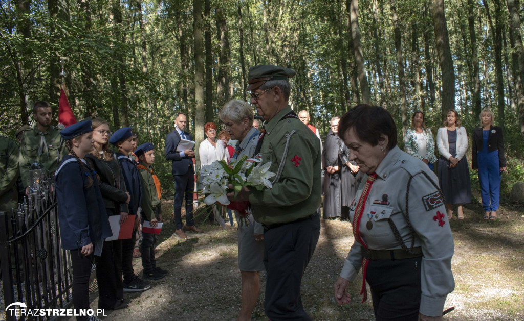 Uroczystości w Ciencisku, poświęcenie Krzyża Harcerskiego