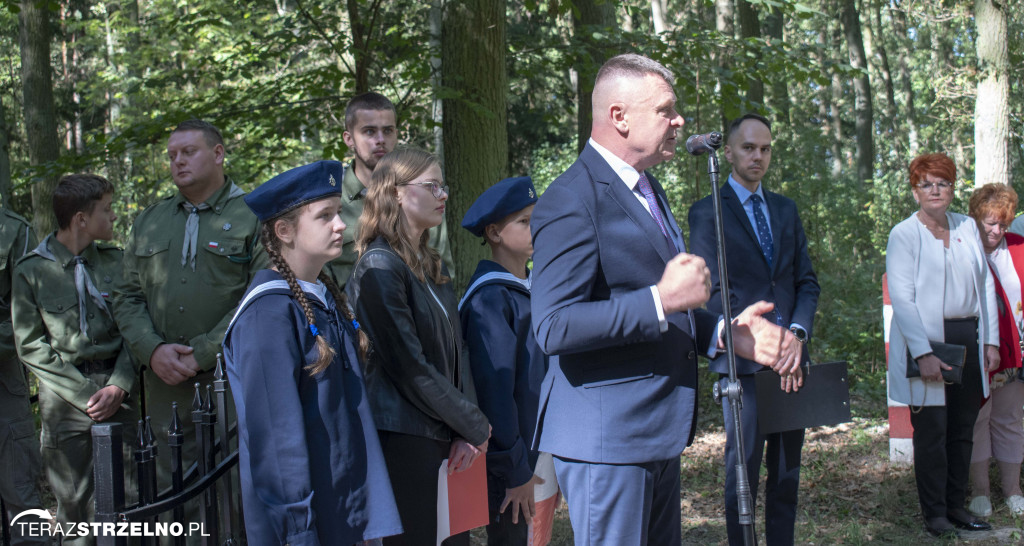 Uroczystości w Ciencisku, poświęcenie Krzyża Harcerskiego