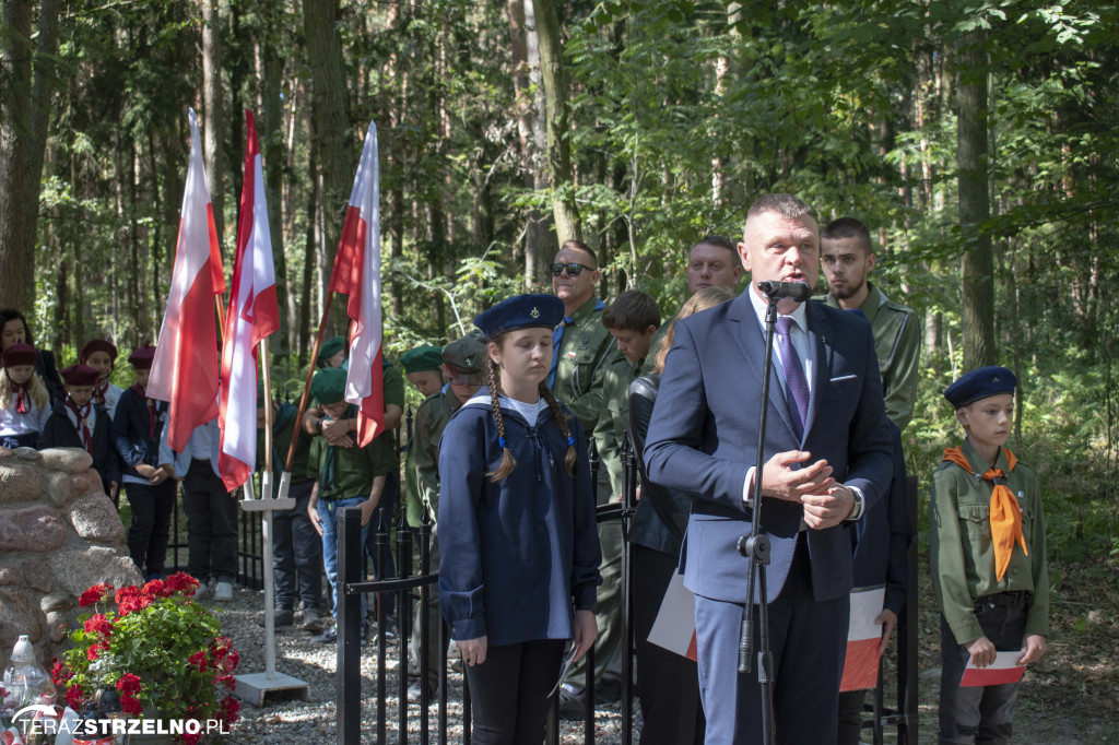 Uroczystości w Ciencisku, poświęcenie Krzyża Harcerskiego