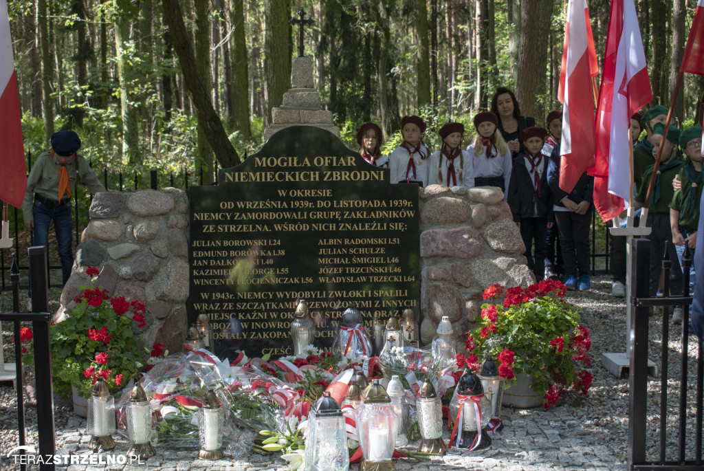 Uroczystości w Ciencisku, poświęcenie Krzyża Harcerskiego