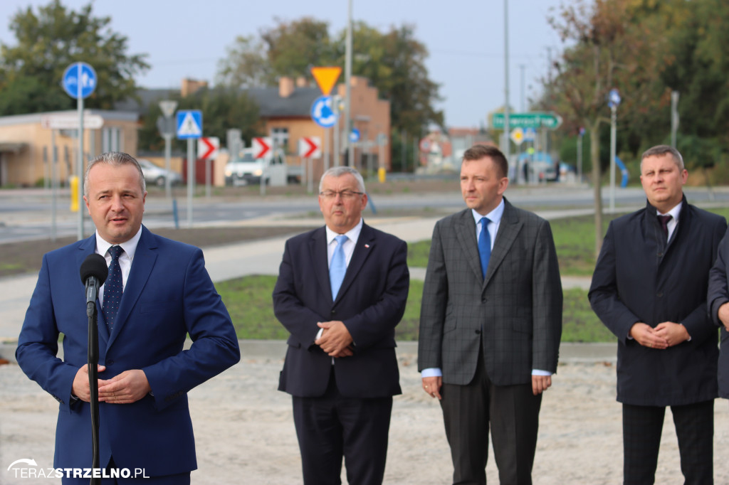 Minister Adamczyk podkreślił znaczenie obwodnic Kruszwicy i Strzelna