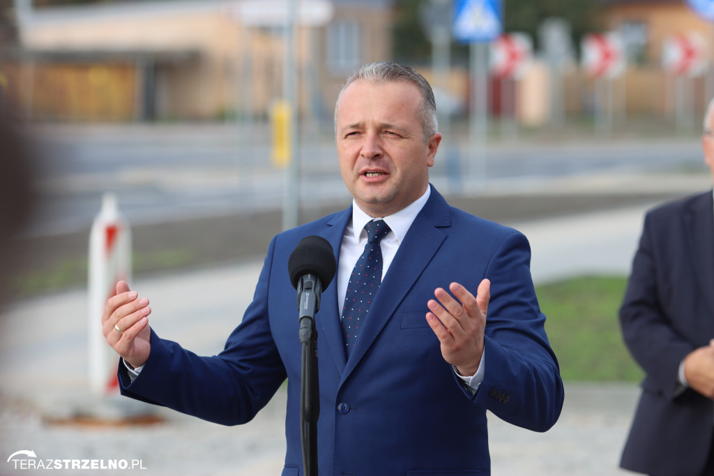 Minister Adamczyk podkreślił znaczenie obwodnic Kruszwicy i Strzelna
