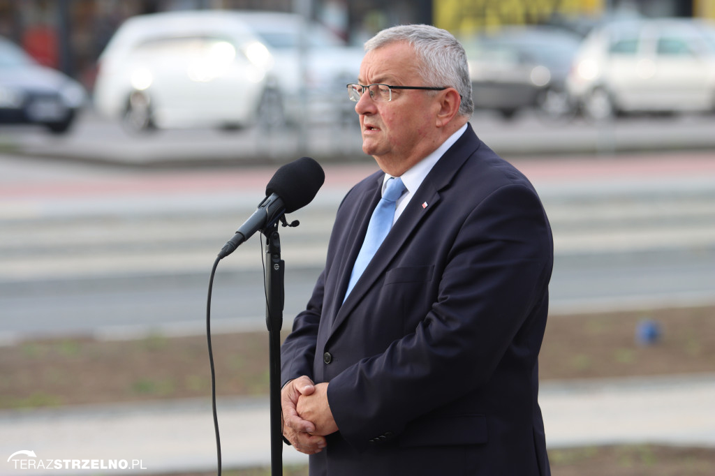Minister Adamczyk podkreślił znaczenie obwodnic Kruszwicy i Strzelna