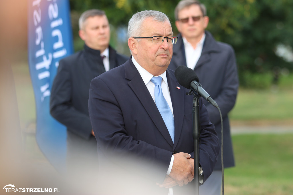 Minister Adamczyk podkreślił znaczenie obwodnic Kruszwicy i Strzelna