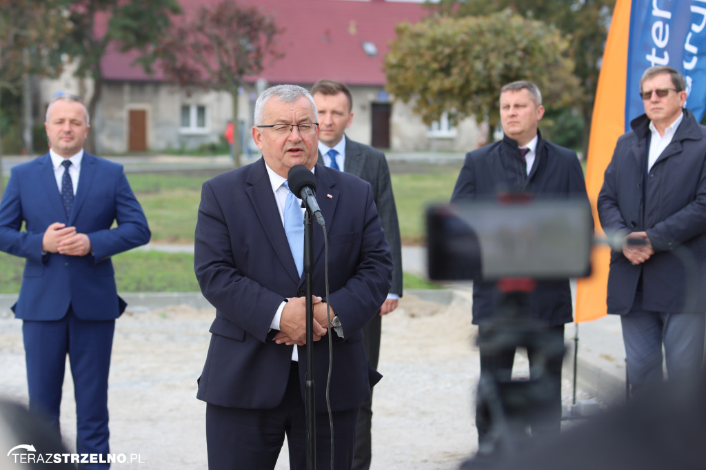 Minister Adamczyk podkreślił znaczenie obwodnic Kruszwicy i Strzelna