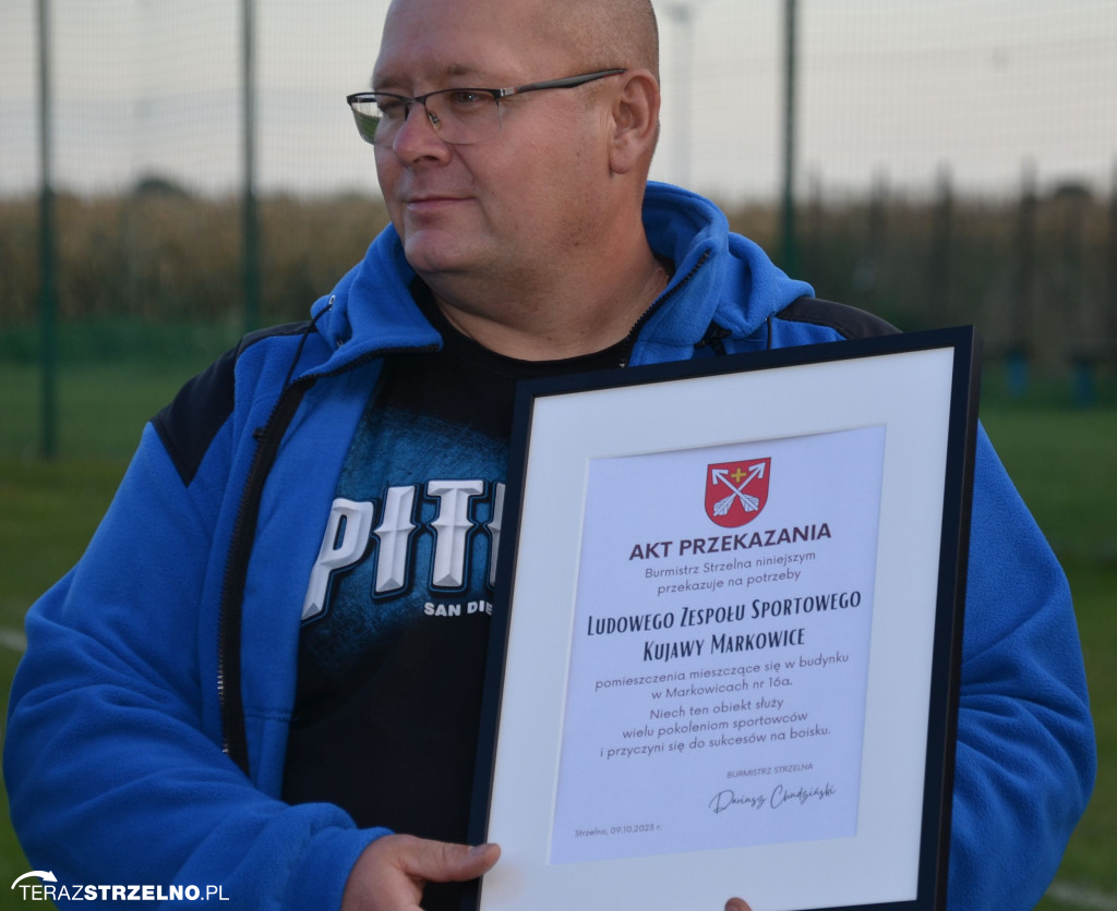 Dzięki wsparciu poseł Ewy Kozaneckiej KOWR przekazał nieodpłatnie budynek w Markowicach gminie Strzelno