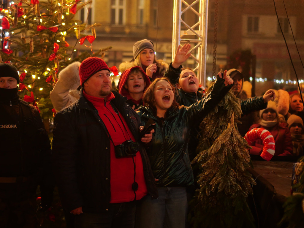 Drugi dzień Jarmarku obfitował w wiele atrakcji. Prym wiodła prywatka z Radiem FM