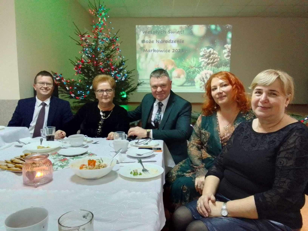 Czas spotkań opłatkowych trwa. Pozostał ostatni tydzień Adwentu