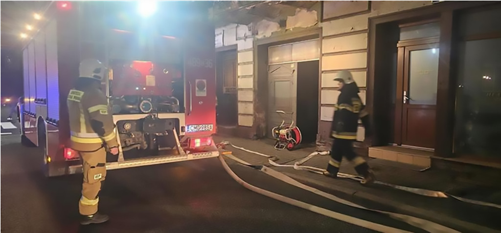 Wieczorne interwencje OSP w Strzelnie i Bożejewicach - pożary i zadymienia. [fot.]