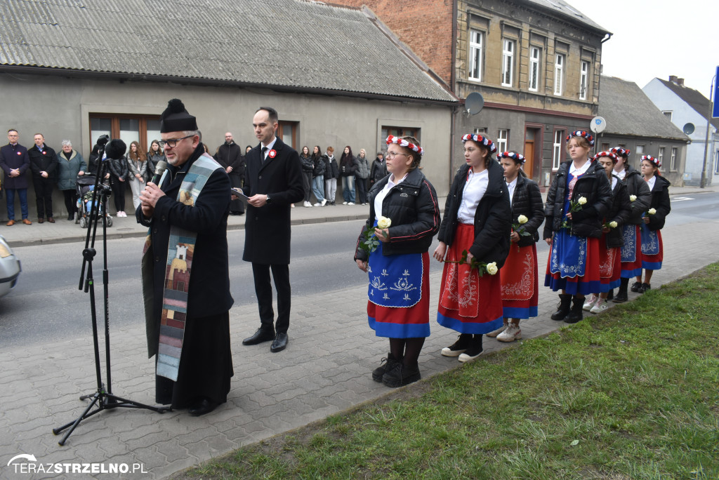 Uroczystość upamiętnienia zamordowanego w Strzelnie Żołnierza Niezłomnego  - Leona Wesołowskiego ps. Wichura