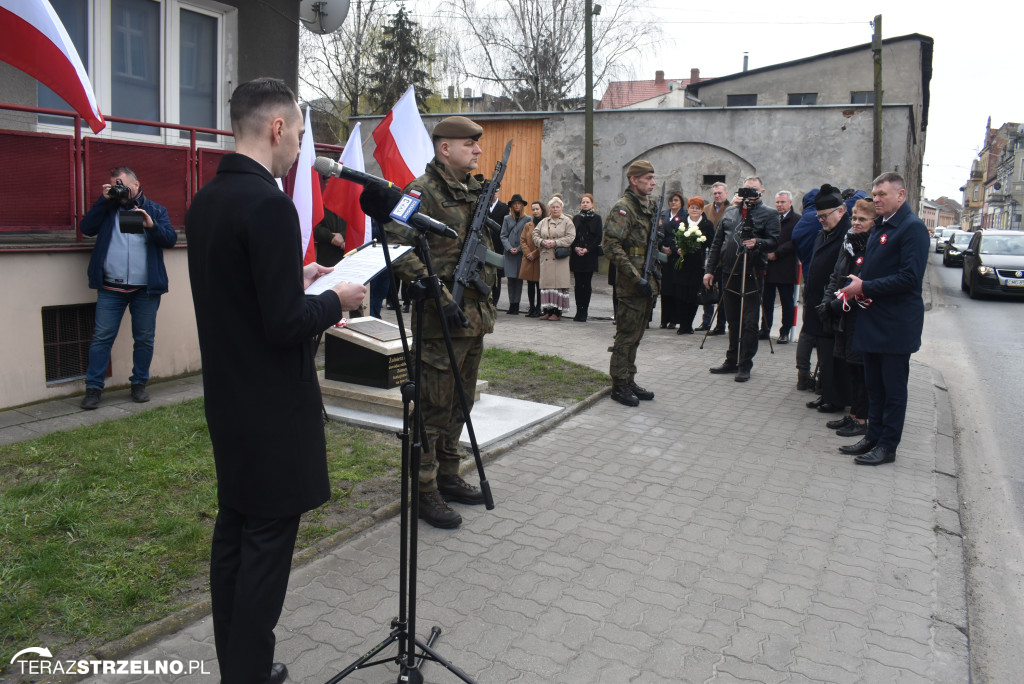 Uroczystość upamiętnienia zamordowanego w Strzelnie Żołnierza Niezłomnego  - Leona Wesołowskiego ps. Wichura