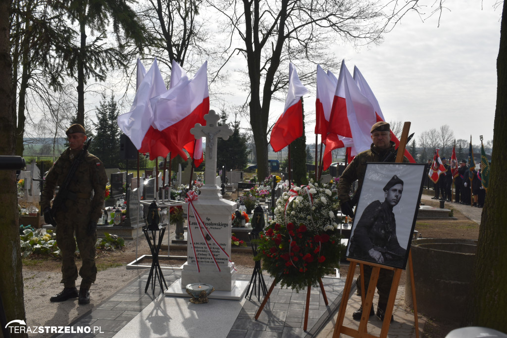 Uroczystość upamiętnienia zamordowanego w Strzelnie Żołnierza Niezłomnego  - Leona Wesołowskiego ps. Wichura