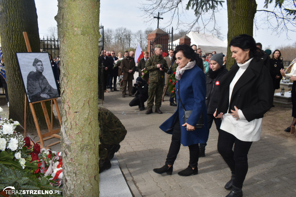 Uroczystość upamiętnienia zamordowanego w Strzelnie Żołnierza Niezłomnego  - Leona Wesołowskiego ps. Wichura