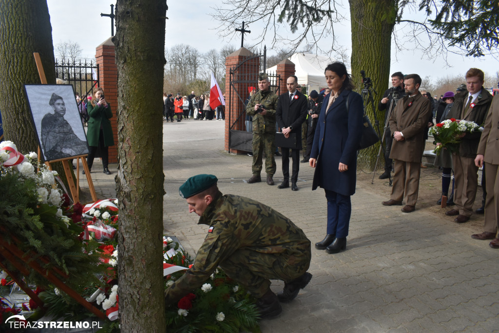 Uroczystość upamiętnienia zamordowanego w Strzelnie Żołnierza Niezłomnego  - Leona Wesołowskiego ps. Wichura