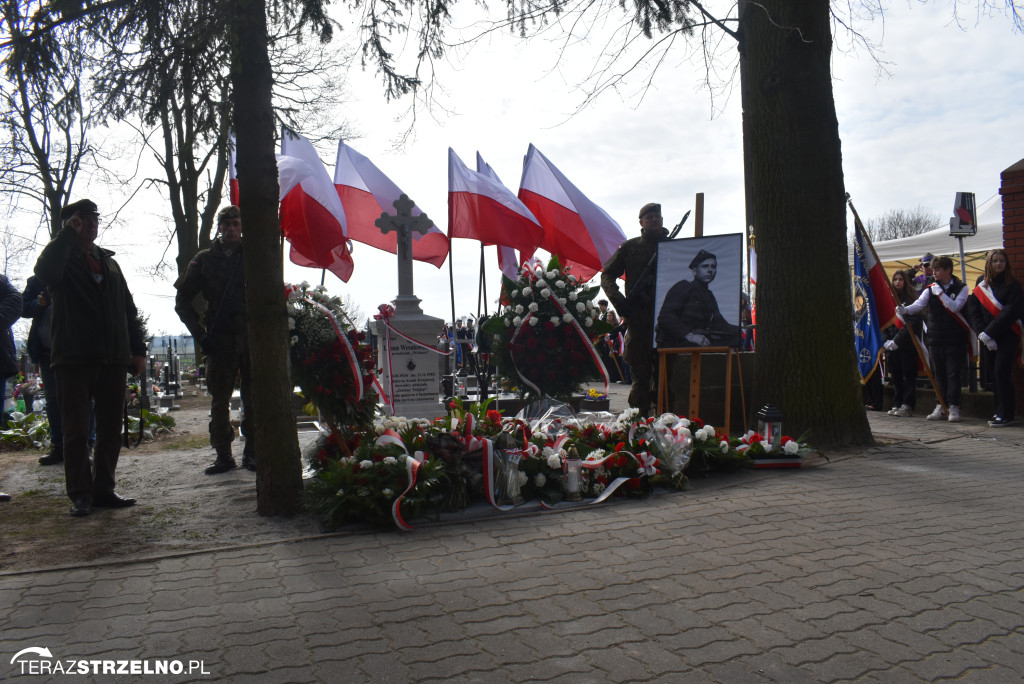 Uroczystość upamiętnienia zamordowanego w Strzelnie Żołnierza Niezłomnego  - Leona Wesołowskiego ps. Wichura