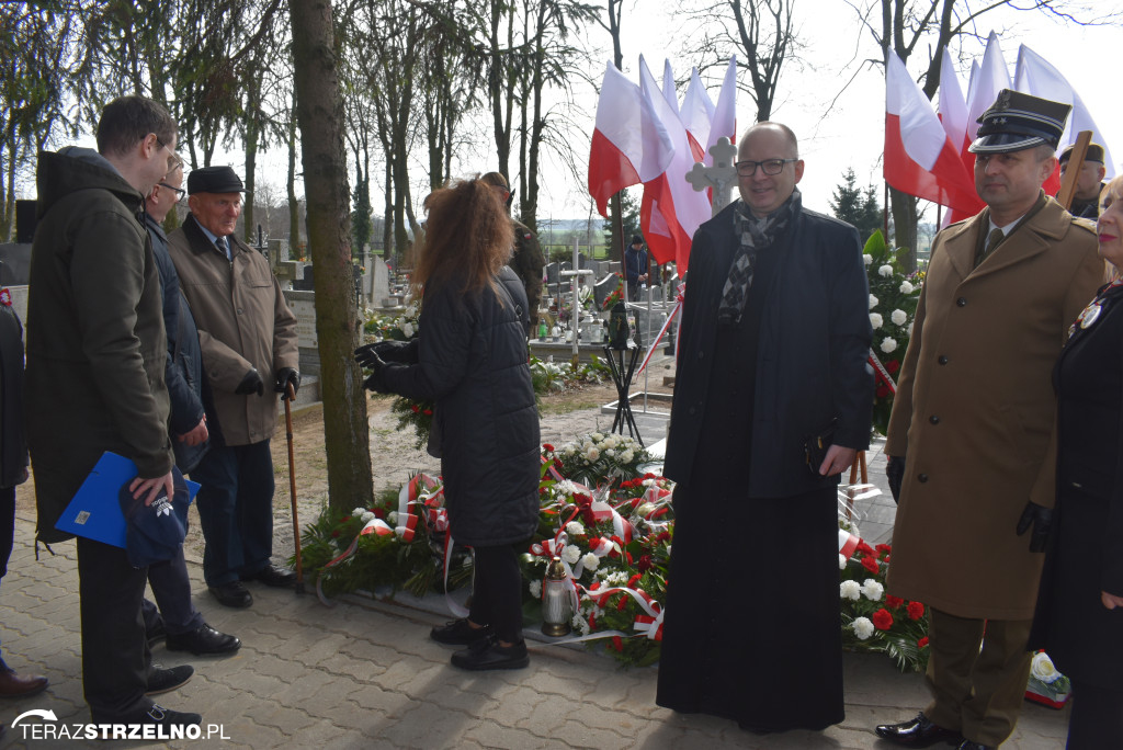 Uroczystość upamiętnienia zamordowanego w Strzelnie Żołnierza Niezłomnego  - Leona Wesołowskiego ps. Wichura