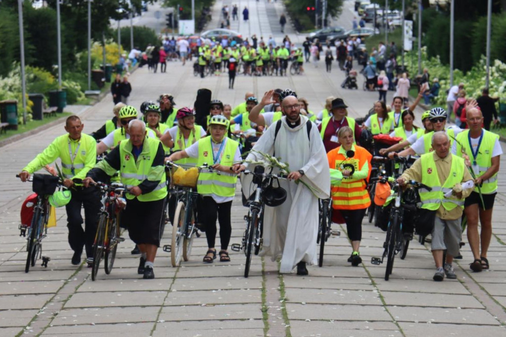 Pielgrzymi dotarli na Jasną Górę. Wśród nich byli mieszkańcy Strzelna [FOTO]