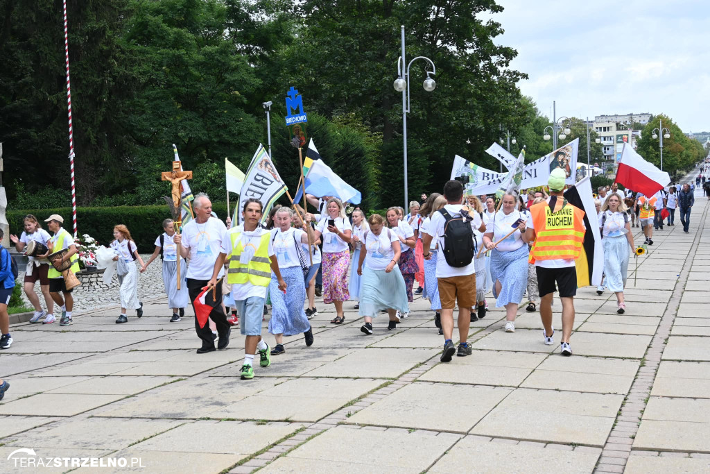 Pielgrzymi dotarli na Jasną Górę. Wśród nich byli mieszkańcy Strzelna [FOTO]