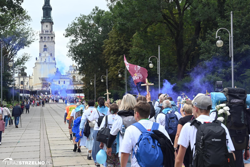 Pielgrzymi dotarli na Jasną Górę. Wśród nich byli mieszkańcy Strzelna [FOTO]