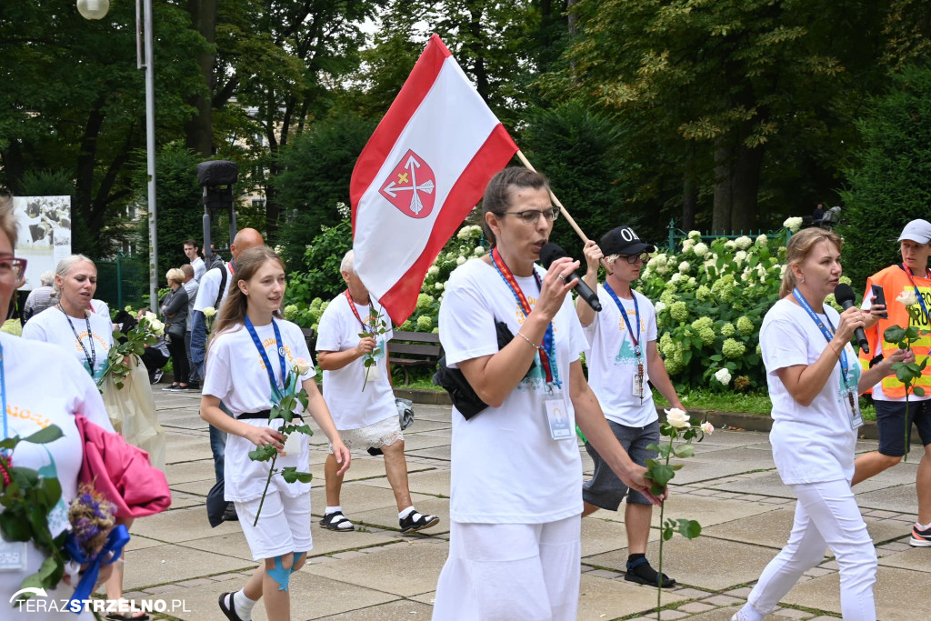 Pielgrzymi dotarli na Jasną Górę. Wśród nich byli mieszkańcy Strzelna [FOTO]