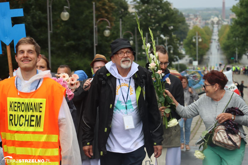 Pielgrzymi dotarli na Jasną Górę. Wśród nich byli mieszkańcy Strzelna [FOTO]