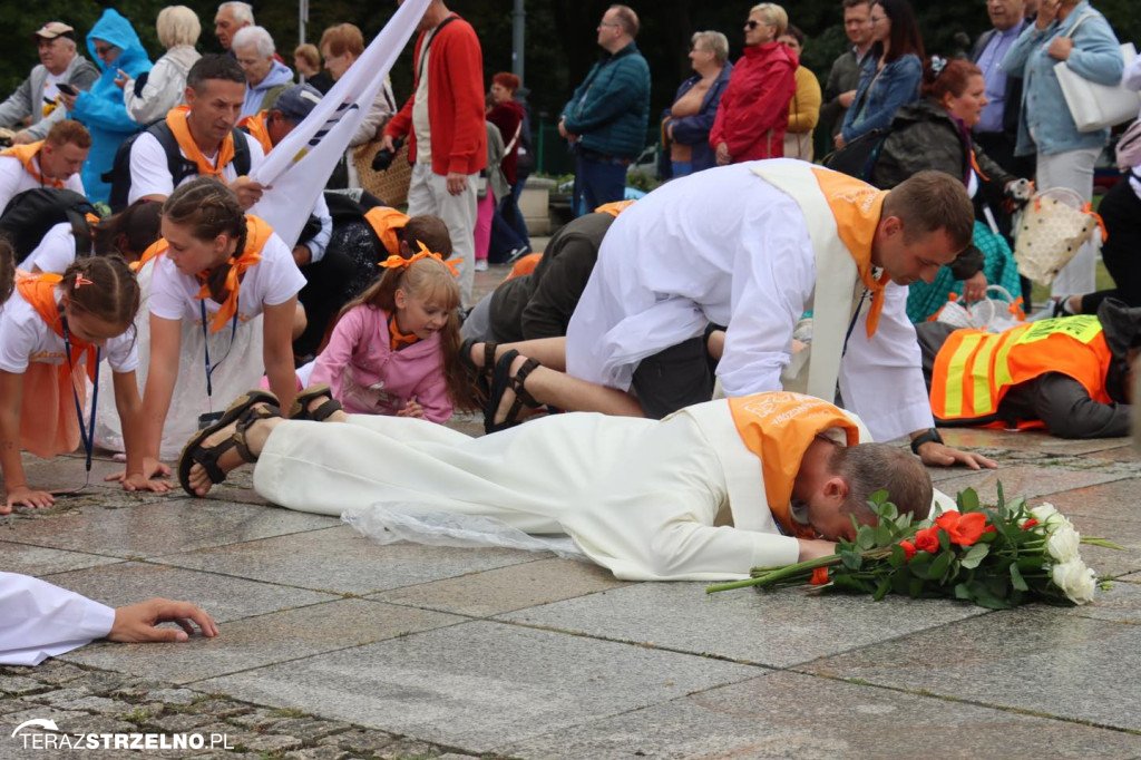 Pielgrzymi dotarli na Jasną Górę. Wśród nich byli mieszkańcy Strzelna [FOTO]