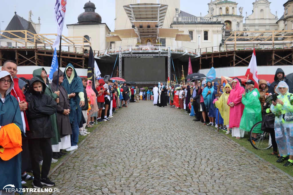 Pielgrzymi dotarli na Jasną Górę. Wśród nich byli mieszkańcy Strzelna [FOTO]