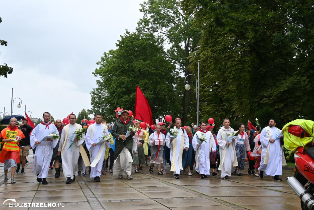 Pielgrzymi dotarli na Jasną Górę. Wśród nich byli mieszkańcy Strzelna [FOTO]