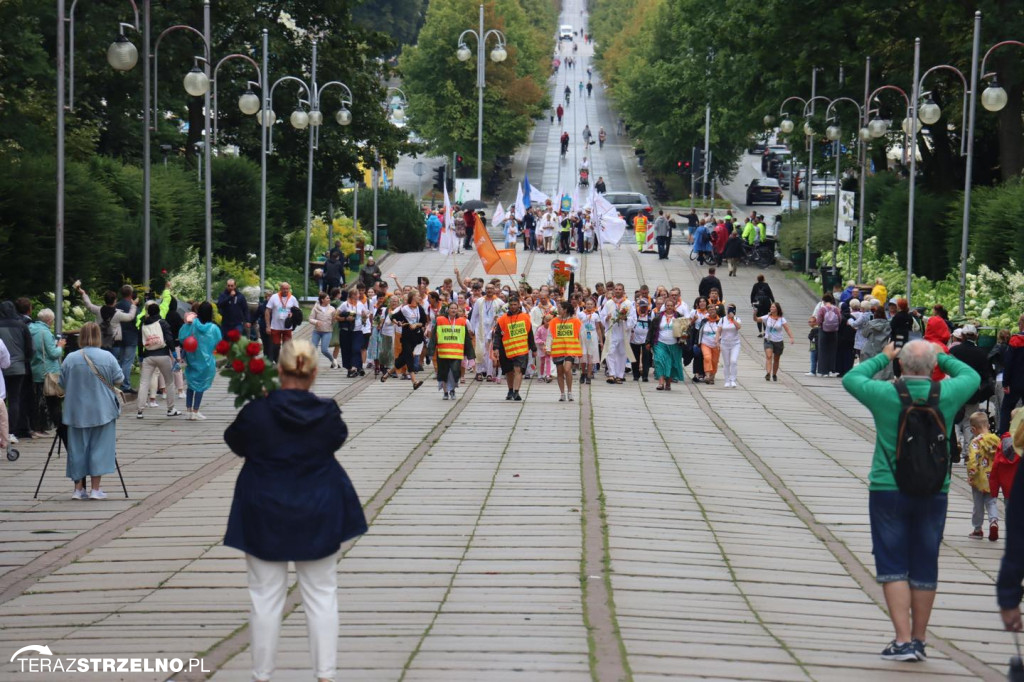 Pielgrzymi dotarli na Jasną Górę. Wśród nich byli mieszkańcy Strzelna [FOTO]