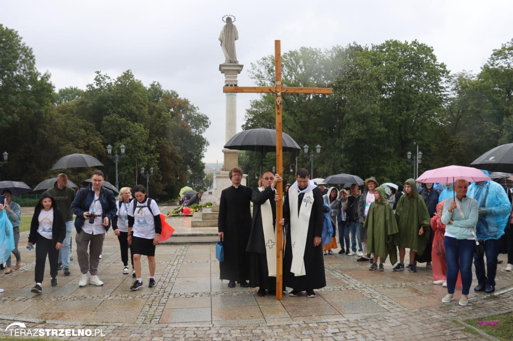 Pielgrzymi dotarli na Jasną Górę. Wśród nich byli mieszkańcy Strzelna [FOTO]