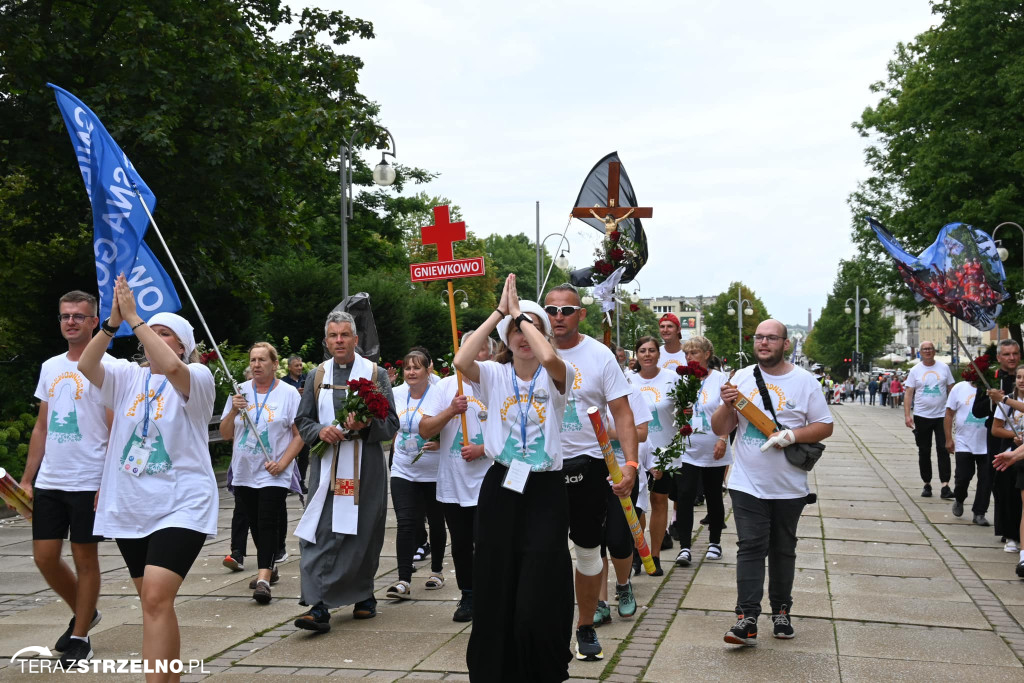 Pielgrzymi dotarli na Jasną Górę. Wśród nich byli mieszkańcy Strzelna [FOTO]