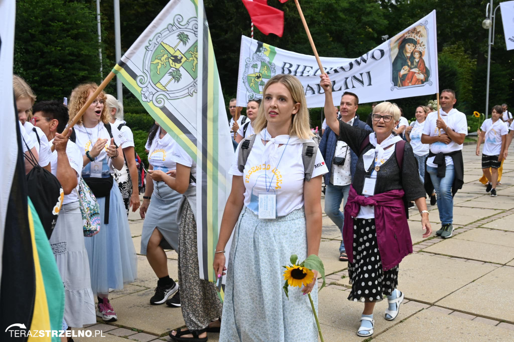 Pielgrzymi dotarli na Jasną Górę. Wśród nich byli mieszkańcy Strzelna [FOTO]