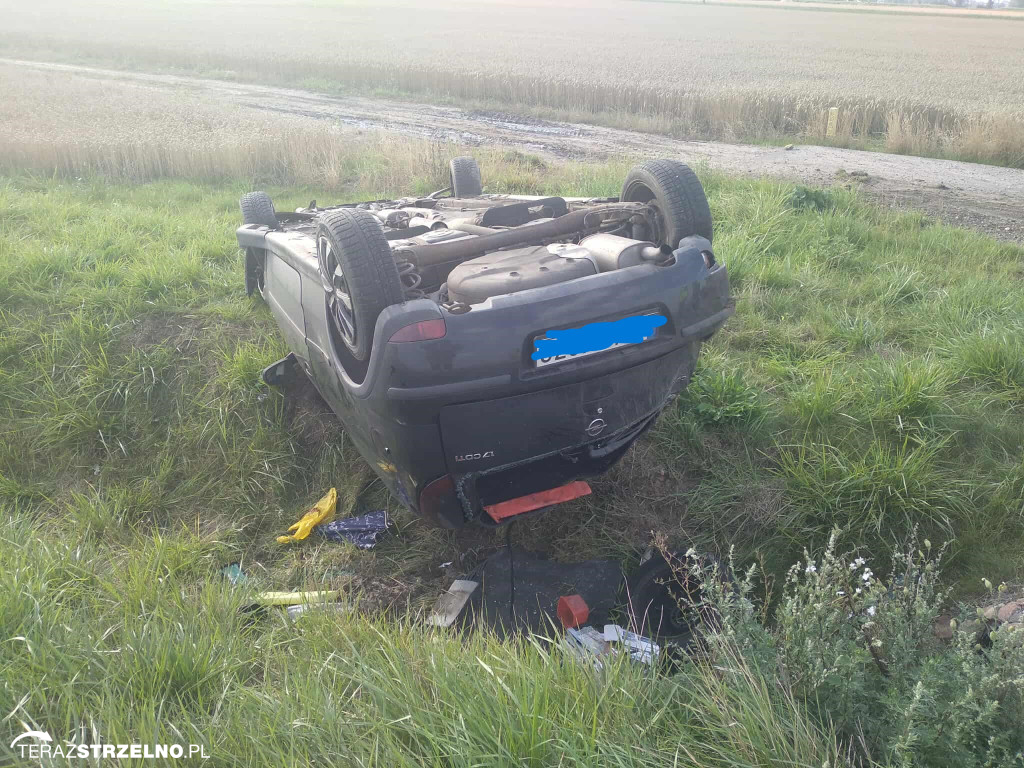 Na DK 62 dachowało auto osobowe