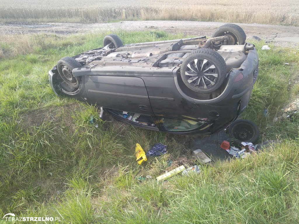 Na DK 62 dachowało auto osobowe